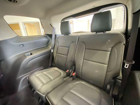 Used 2017 GMC Acadia Denali image 27