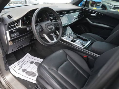 Used 2021 Audi Q7 3.0T Premium w/ Convenience Package AWD/4WD image 8