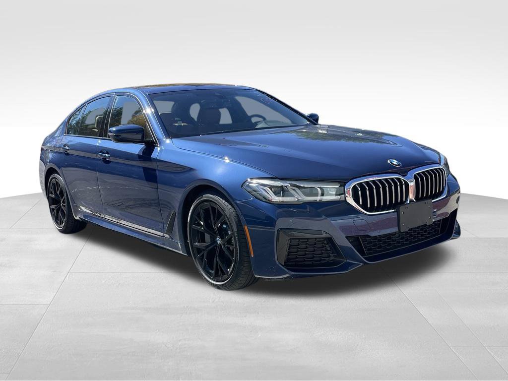 Used 2023 BMW 530i xDrive w/ M Sport Package AWD/4WD image 3