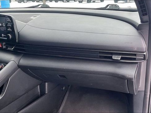 Certified 2022 Hyundai Elantra N Line image 17