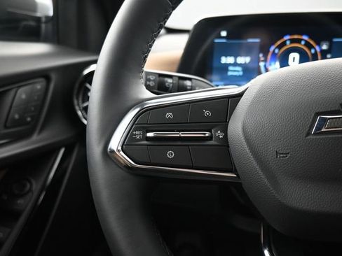 New 2026 Chevrolet Equinox ACTIV w/ Convenience Package III image 15