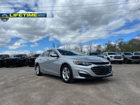 Used 2022 Chevrolet Malibu LT FWD image 5