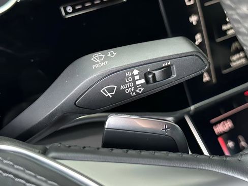 Used 2021 Audi A8 L 3.0T w/ Executive Plus Package image 44