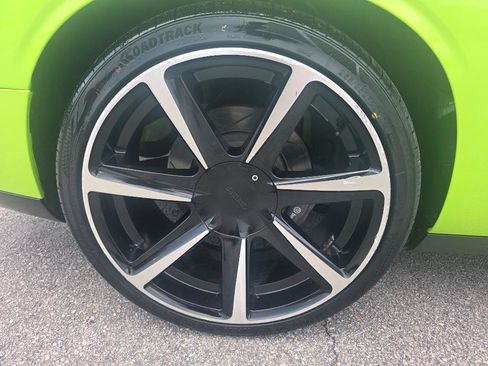 Used 2019 Dodge Challenger R/T Scat Pack w/ Plus Package RWD image 18