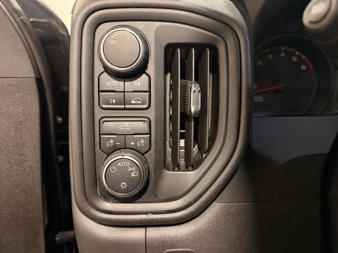 Used 2023 Chevrolet Silverado 1500 Custom AWD/4WD image 15