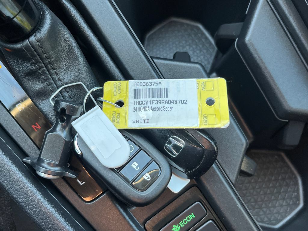 Used 2024 Honda Accord EX image 9