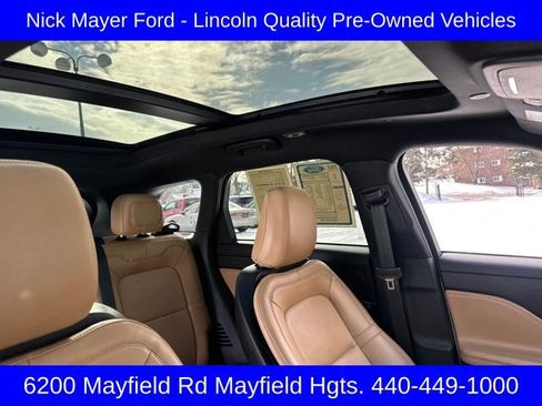 Used 2023 Lincoln Corsair Reserve w/ Equipment Group 201A image 15