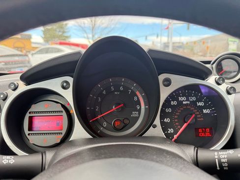 Used 2019 Nissan 370Z w/ Sport Package image 25
