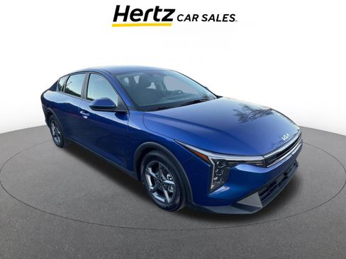 Used 2025 Kia K4 LXS image 1