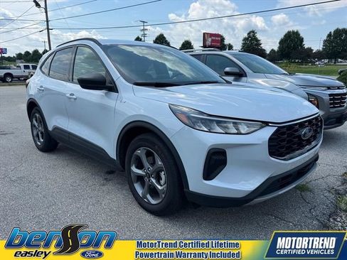 Used 2025 Ford Escape ST-Line FWD image 1