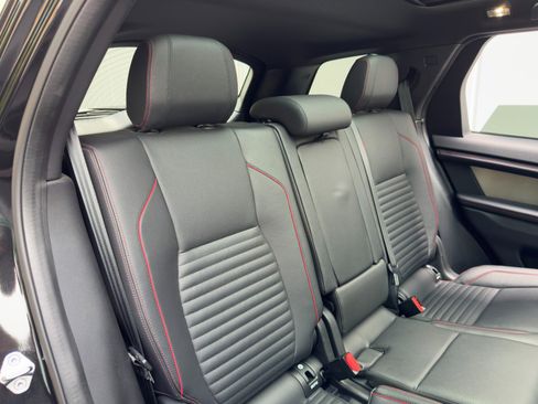 Used 2022 Land Rover Discovery Sport SE R-Dynamic image 41