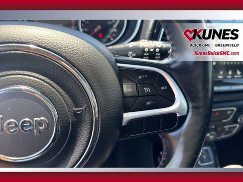 Used 2018 Jeep Compass Limited w/ Navigation Group AWD/4WD image 22