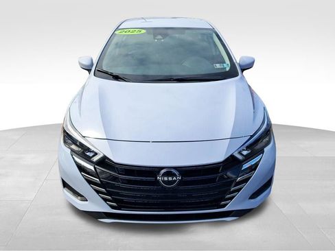 Certified 2025 Nissan Versa SV w/ Trunk Package image 18