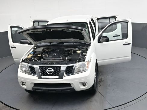 Used 2017 Nissan Frontier SV w/ SV Value Truck Package image 43