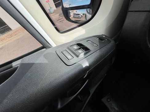 Used 2021 RAM ProMaster 2500 image 31