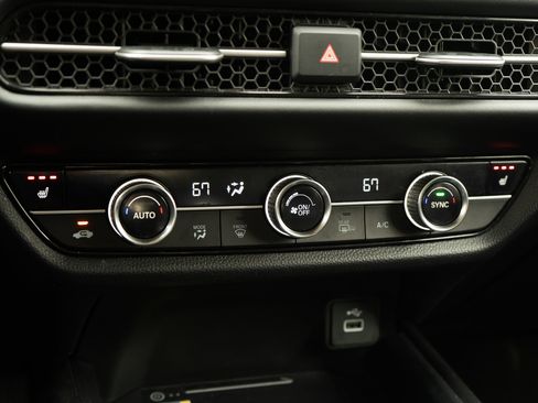 Certified 2023 Honda HR-V EX-L image 34