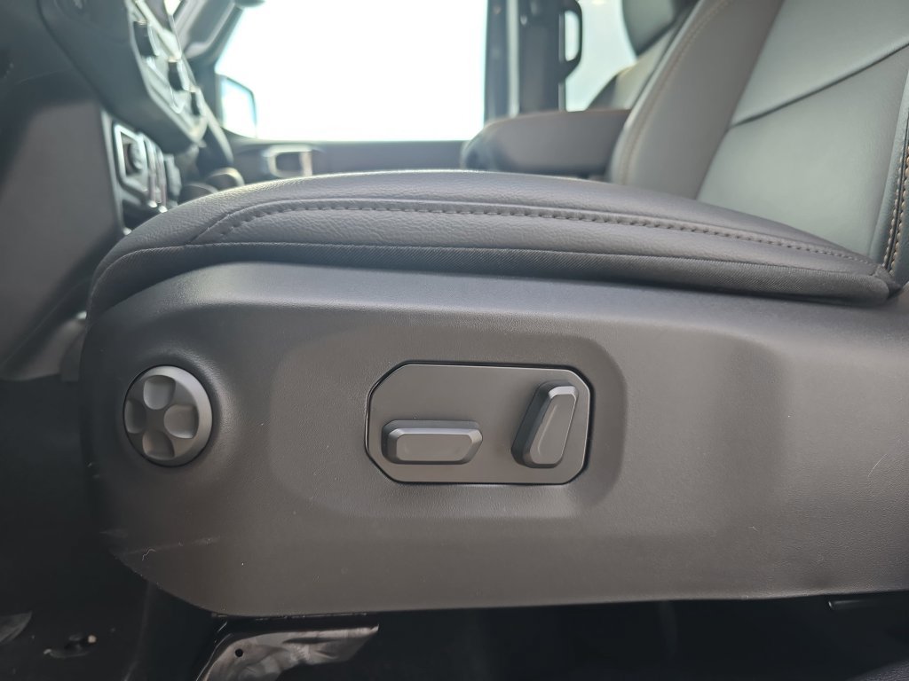 New 2026 Jeep Gladiator Mojave AWD/4WD image 29