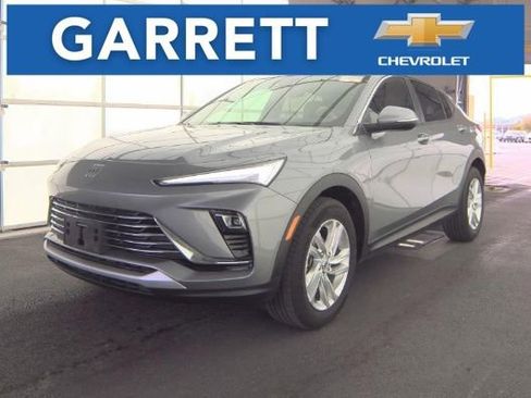 Used 2025 Buick Envista Preferred image 1