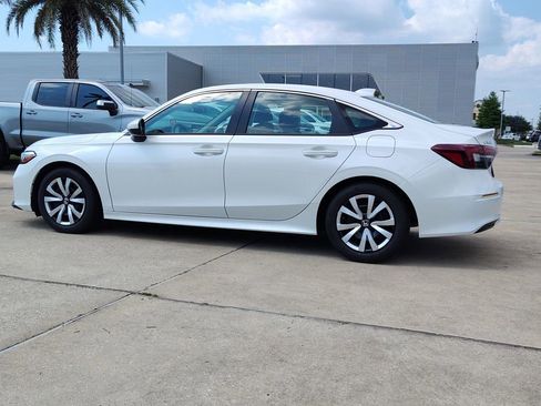 Used 2025 Honda Civic LX image 5