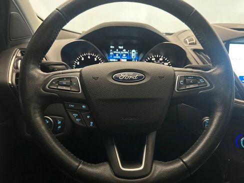Used 2018 Ford Escape Titanium w/ Ford Safe & Smart Package FWD image 24