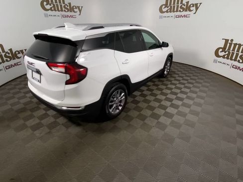 Certified 2023 GMC Terrain SLT w/ Tech Package FWD image 8