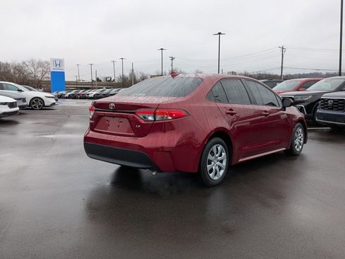 Used 2023 Toyota Corolla LE image 5