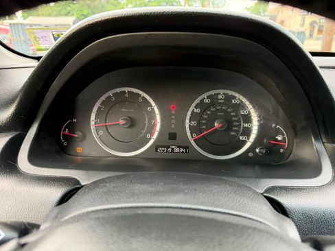 Used 2011 Honda Accord EX-L image 37