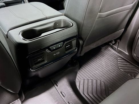 Certified 2025 GMC Sierra 1500 AT4 w/ AT4 Premium Package AWD/4WD image 26