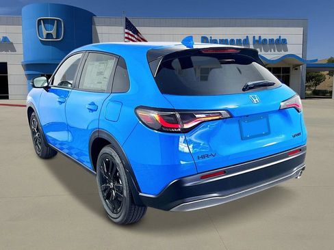 New 2026 Honda HR-V Sport image 2