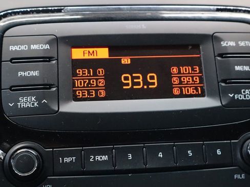 Used 2017 Kia Forte LX image 30