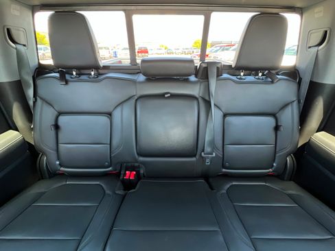 Used 2020 Chevrolet Silverado 1500 LT Trail Boss AWD/4WD image 24