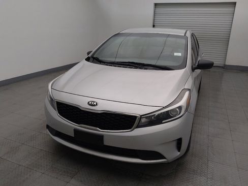 Used 2017 Kia Forte LX image 15