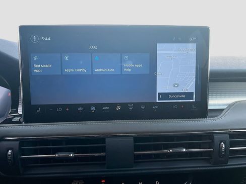 Used 2025 Lincoln Corsair FWD image 20