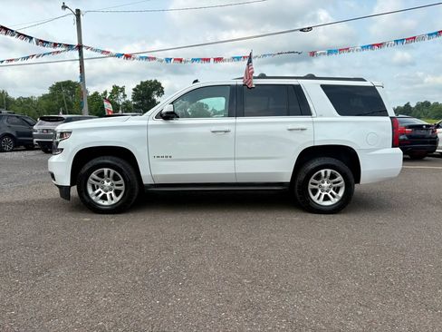 Used 2015 Chevrolet Tahoe LT w/ Luxury Package AWD/4WD image 2