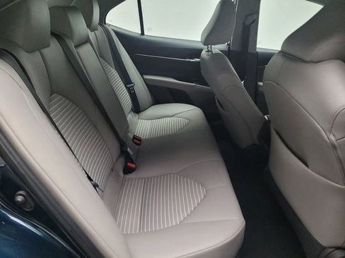 Used 2019 Toyota Camry SE w/ Convenience Package image 19