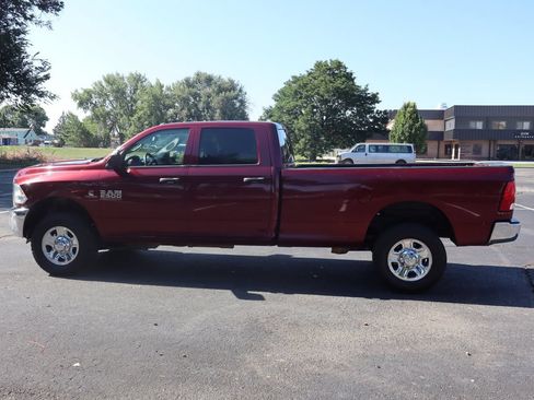 Used 2018 RAM 2500 Tradesman w/ Chrome Appearance Group AWD/4WD image 9