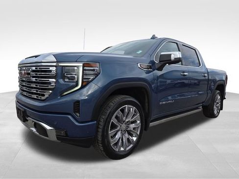 Used 2024 GMC Sierra 1500 Denali w/ Denali Reserve Package AWD/4WD image 5