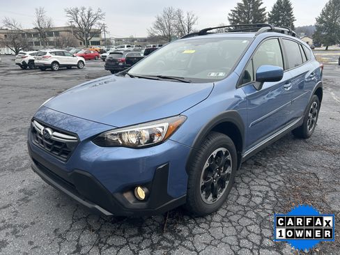 Used 2022 Subaru Crosstrek 2.0i Premium w/ Moonroof Package image 9