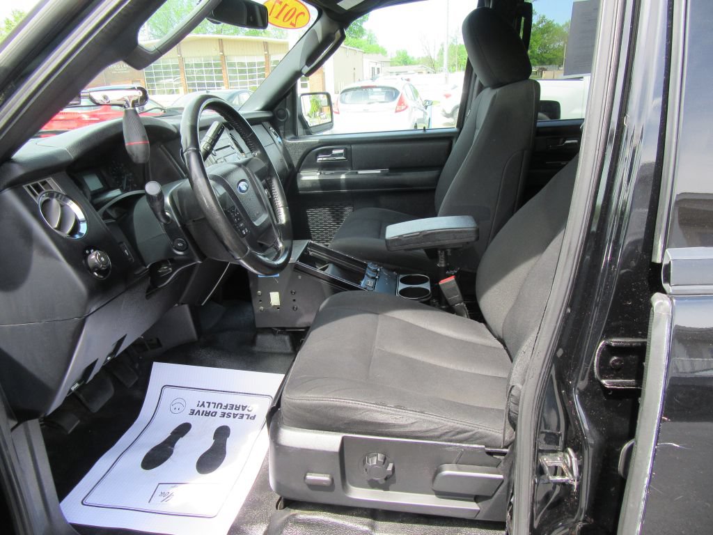 Used 2017 Ford Expedition XL w/ Fleet Convenience Package AWD/4WD image 9