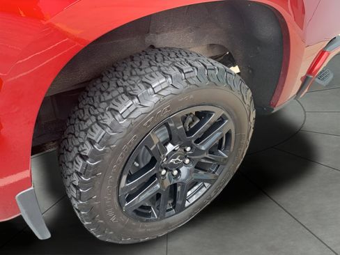 Used 2021 Chevrolet Silverado 1500 RST AWD/4WD image 21