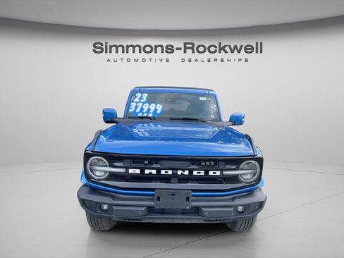 Used 2023 Ford Bronco Outer Banks AWD/4WD image 8