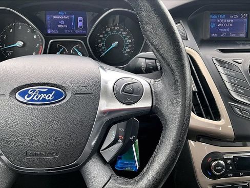 Used 2012 Ford Focus SEL image 12