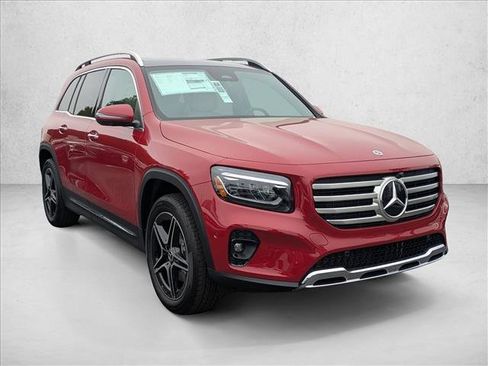 New 2026 Mercedes-Benz GLB 250 4MATIC image 7