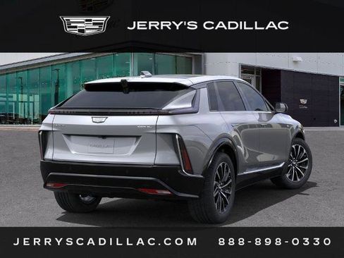 New 2024 Cadillac Lyriq Sport AWD/4WD image 5