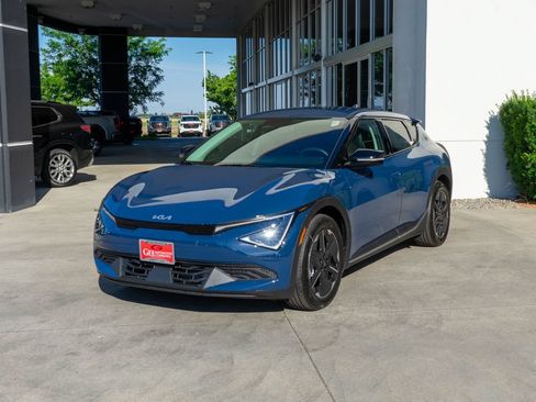 New 2026 Kia EV6 Light AWD/4WD image 3