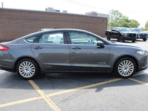 Used 2016 Ford Fusion S FWD image 5