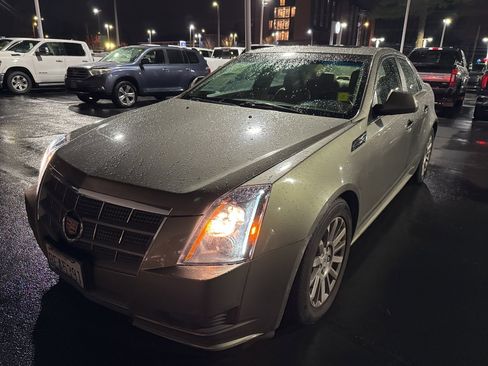Used 2010 Cadillac CTS Luxury image 4