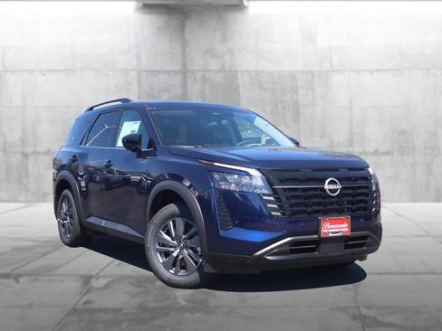 New 2026 Nissan Pathfinder SV image 2