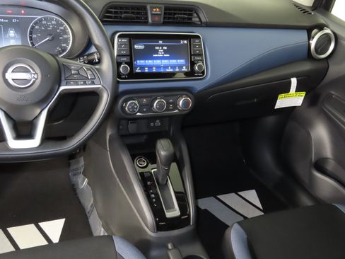 New 2025 Nissan Versa SV w/ Trunk Package image 8