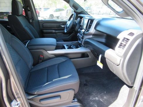 New 2026 RAM 1500 Express AWD/4WD image 10